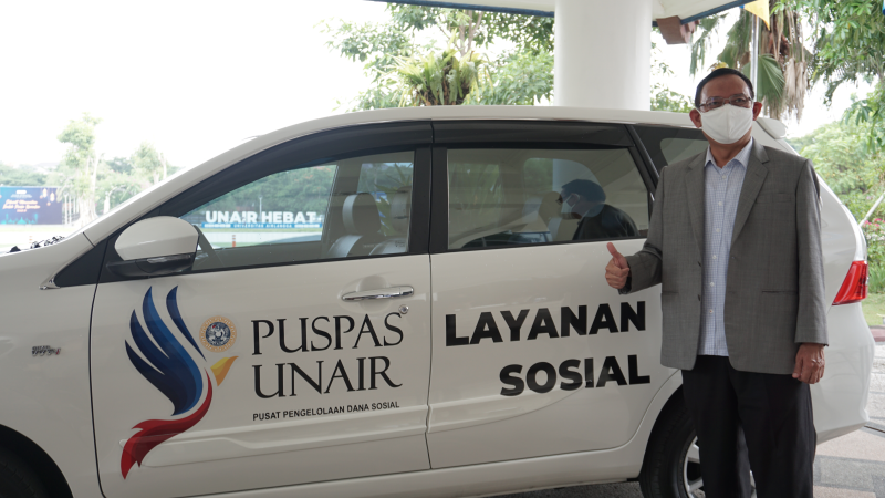 Mobil Layanan Sosial PUSPAS dan GeNose-C19 Resmi Beroperasi di UNAIR!